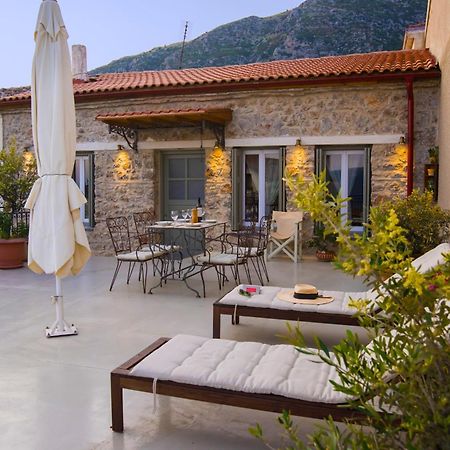 Guesthouse Simou With View 3 Bedrooms Arachova Extérieur photo