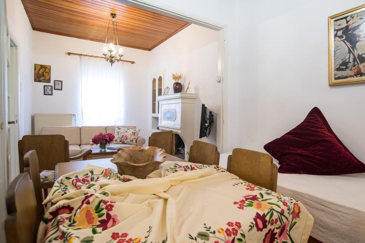 Guesthouse Simou With View 3 Bedrooms Arachova Extérieur photo