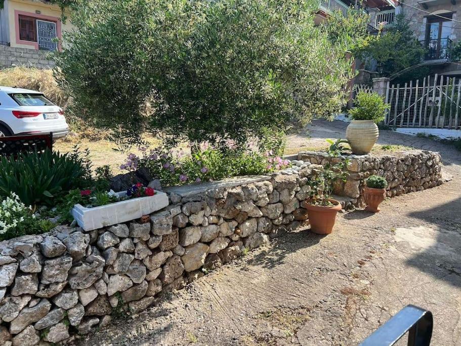 Guesthouse Simou With View 3 Bedrooms Arachova Extérieur photo
